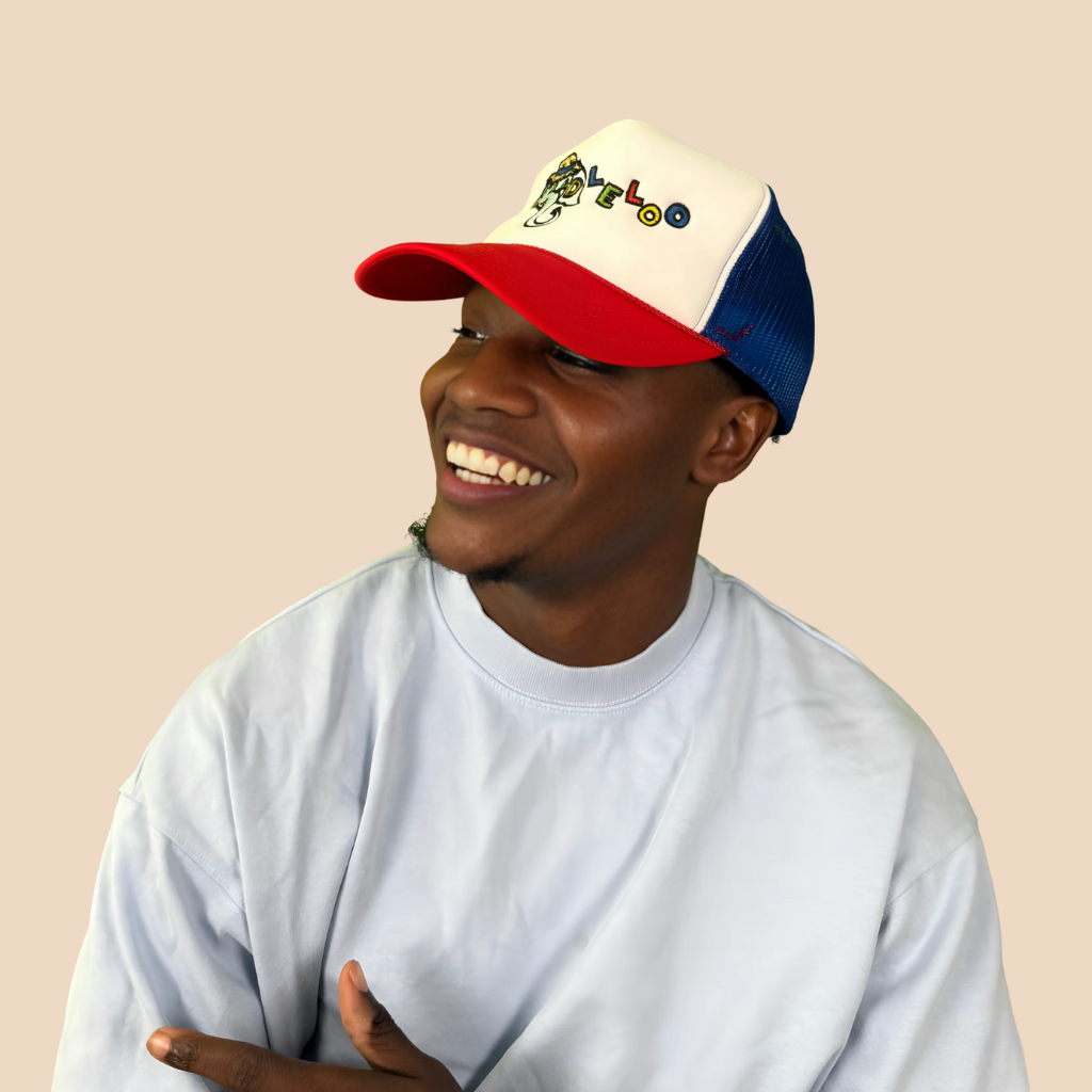 Doodleloo x Badger – Red/Blue Trucker Hat